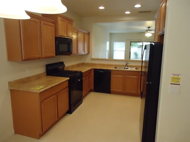 Photo - 18641 W Mission Ln