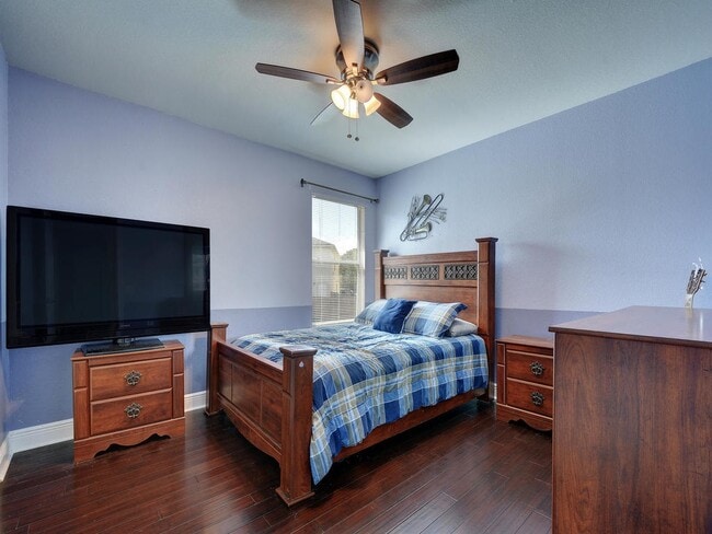 Bedroom 2 - 8705 Davis Oaks Trail