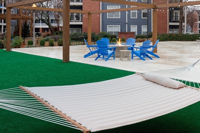 Photo - Island Park/Harbor Town Square