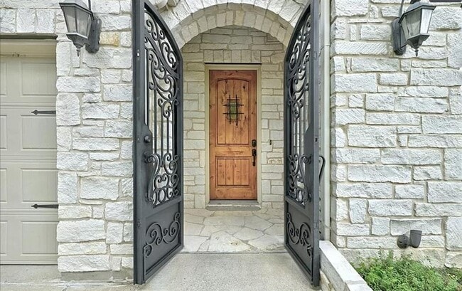 Photo - 317 Jack Ryan Ln