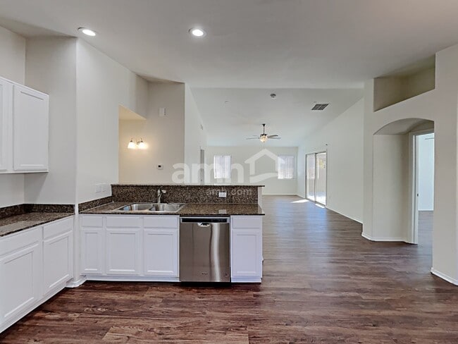 Photo - 12427 N Floating Feather Ln