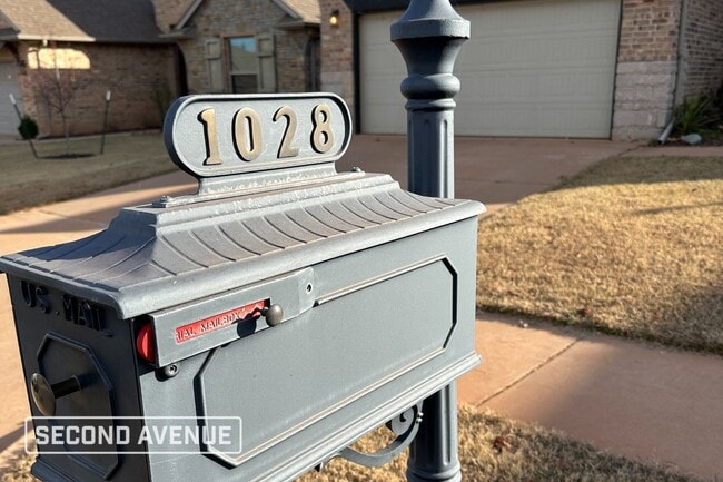 Photo - 1028 NW 191st St