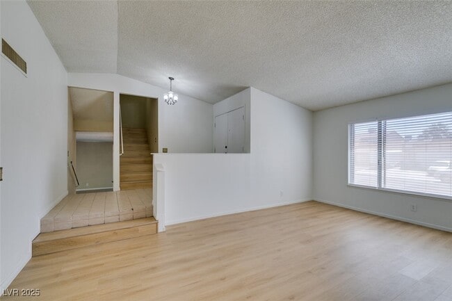 Photo - 5656 Maceta Ave