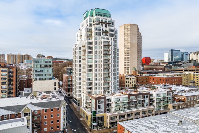 Photo - The Alexander