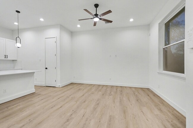 Photo - 203 Danna Ln Unit A