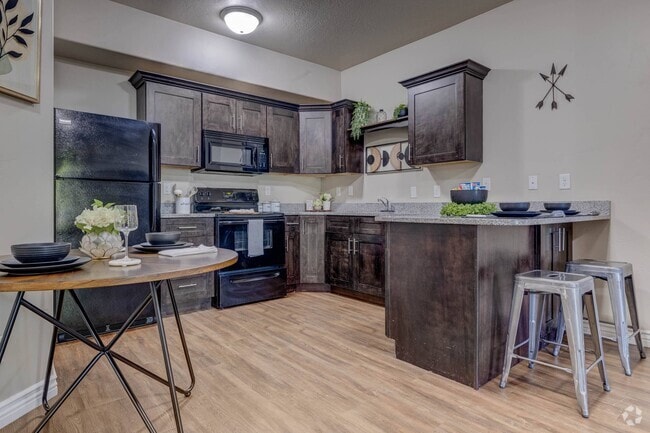 Building Photo - Pinnacle Highbury Rental