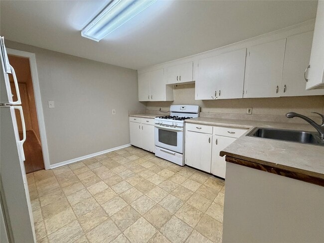 Photo - 503 Mckee St