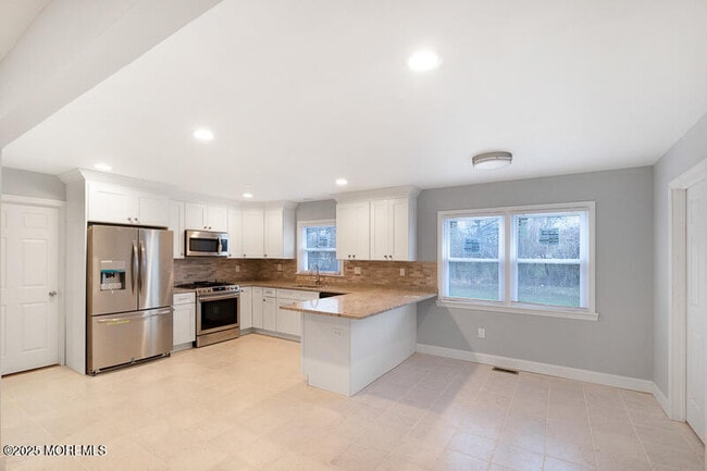 Photo - 370 Smithburg Rd