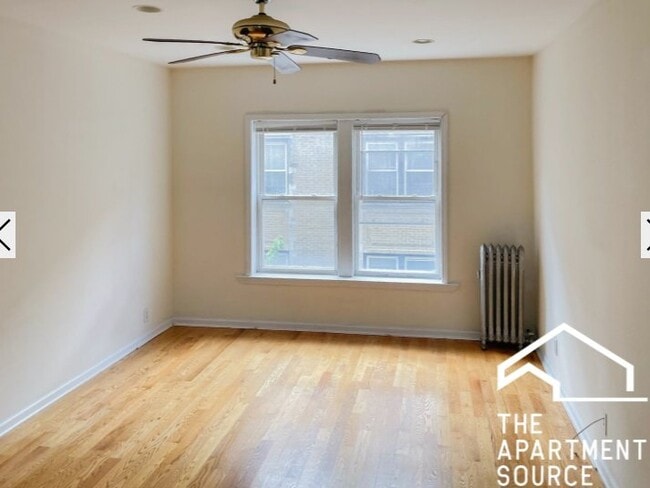 Building Photo - 3924 N Pine Grove Ave
