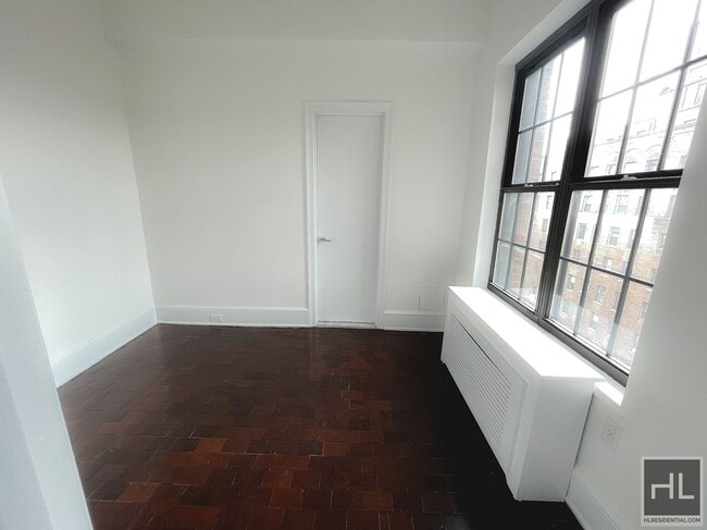 Photo - WEST 73 STREET Unidad 12C