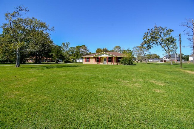 Photo - 5115 S Farm-to-Market 565 Rd