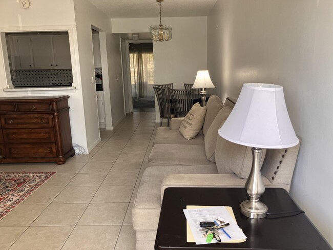 Photo - 130 Northampton G