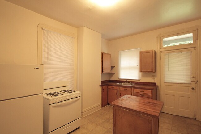Photo - 308 S Trenton Ave Unit 1