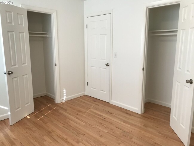 Photo - 2700 SW 123rd Ave