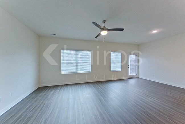 Photo - 6104 Taramore Ln NW