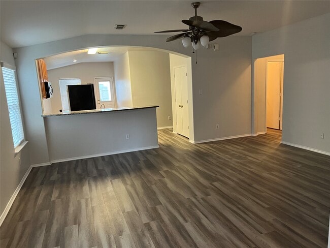 Photo - 1907 Cold River Dr