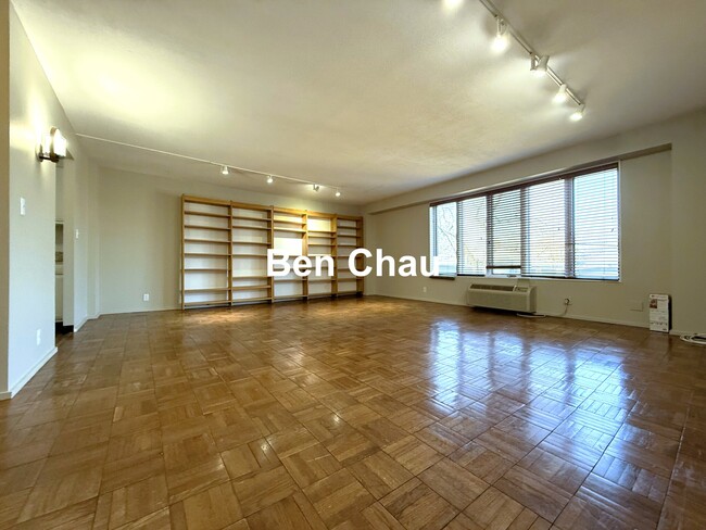 Photo - 19 Chauncy St Unidad 2B Rental