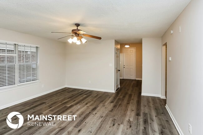 Photo - 903 Stixx Ln
