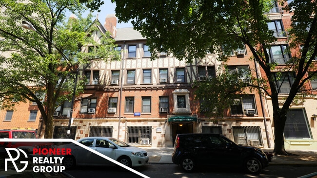 Photo - 556 W Arlington Pl Unit 215