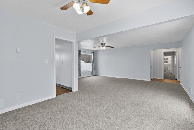 Photo - 109 W 3rd St