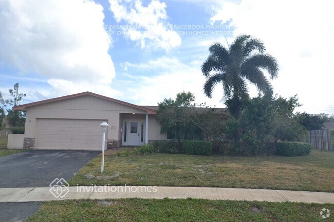 Building Photo - 5220 SW 8th Ct Rental
