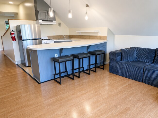 Photo - 213-215 Columbia St Unidad Apt 3