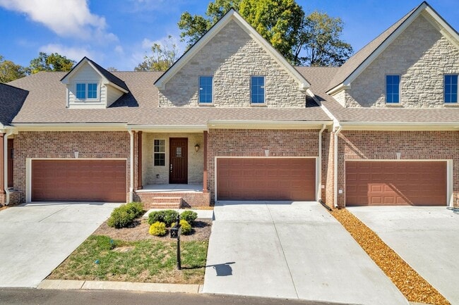 Building Photo - 118 Nickolas Cir