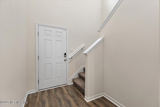 Photo - 187 Logrono Ct