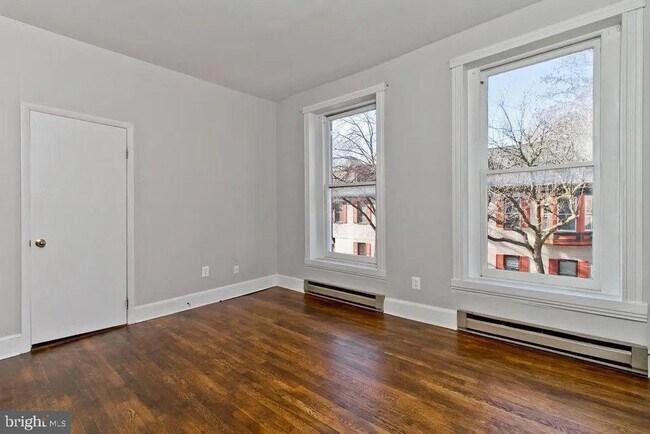 Photo - 308 N Market St Unit #2-2