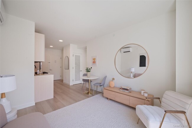 Photo - 15310 88th Ave