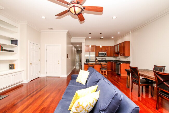 Photo - 2521 W North Ave Unit A