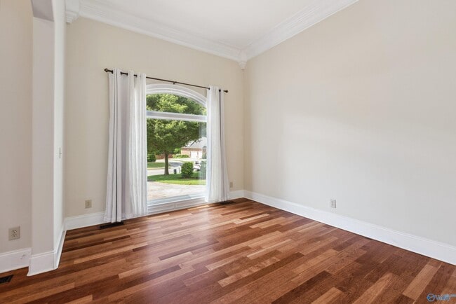 Photo - 121 Tidewater Dr