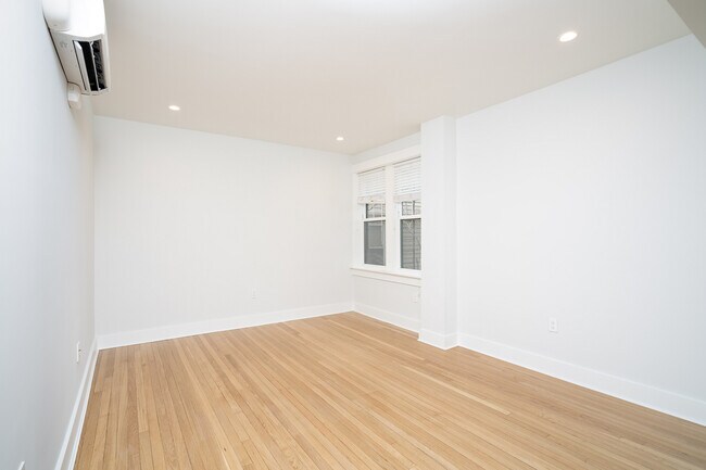 Photo - 17 Forest St Unit 04