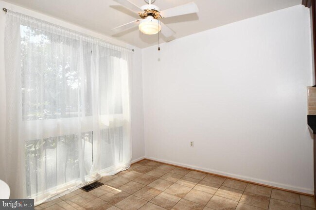 Photo - 8147 Inverness Ridge Rd