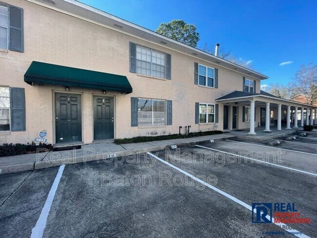 Condo: Jefferson Hills - Condo: Jefferson Hills