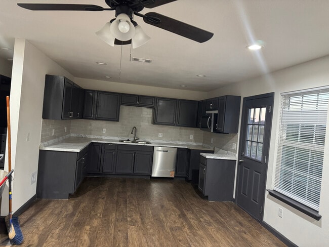 Photo - 6474 Rock Ridge Dr