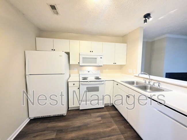 Photo - 302 Bubble Creek Ct Unit 2