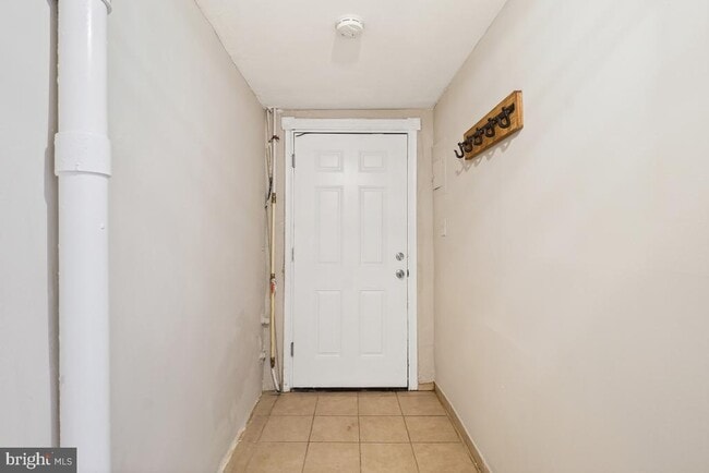 Photo - 471 Florida Ave NW