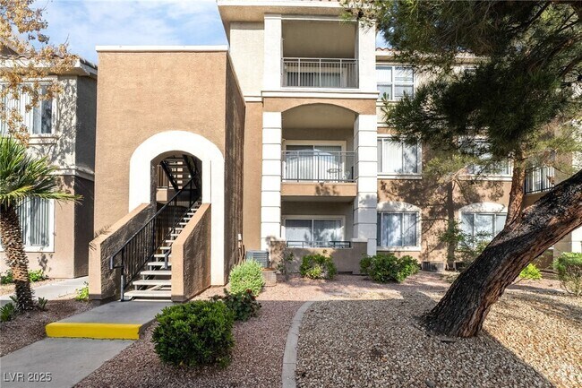 Building Photo - 2900 Sunridge Heights Pkwy Unit 1514 Rental