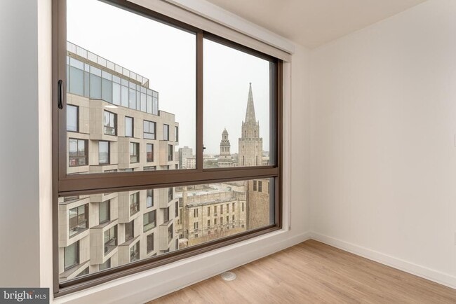 Building Photo - 1630 Columbia Rd NW Unit 804