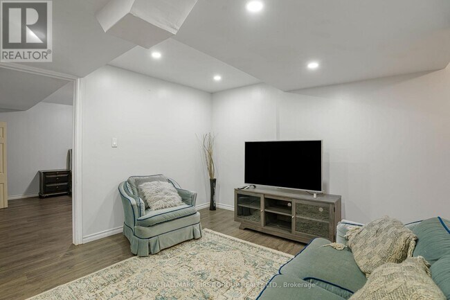 Photo - 86 Seward Cres