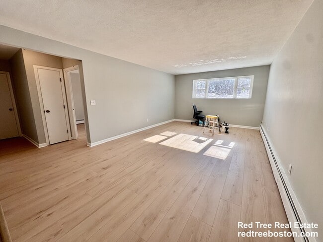 Photo - 97 Spring St Unidad A3