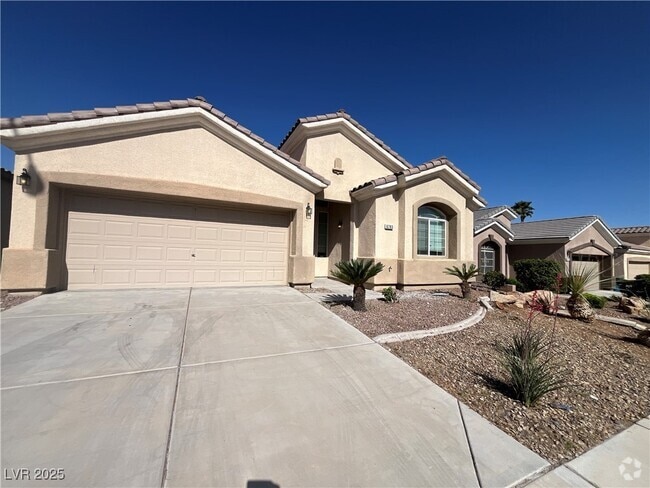 Building Photo - 6783 Quarterhorse Ln Rental