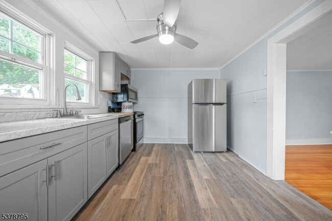 Photo - 244 Myrtle Ave Unit 1