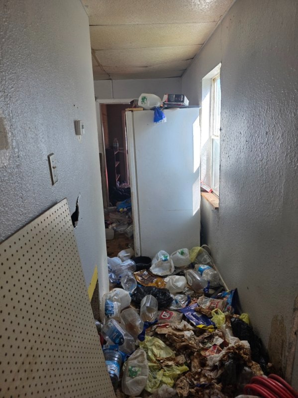 Photo - 2504A Denver St