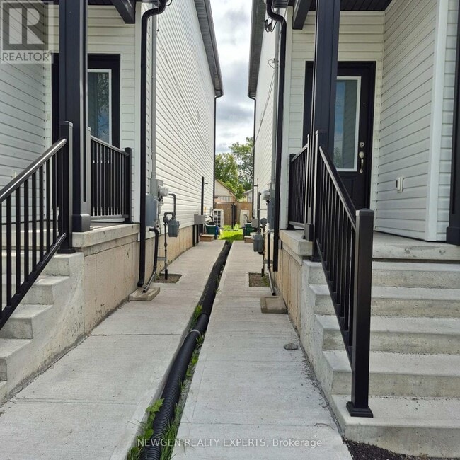 Photo - 253 Dain Ave