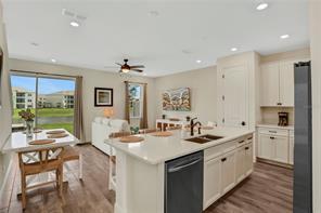 Photo - 8000 Fins Up Cir