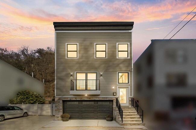 Photo - 9B W 19th St Unidad Apt #2