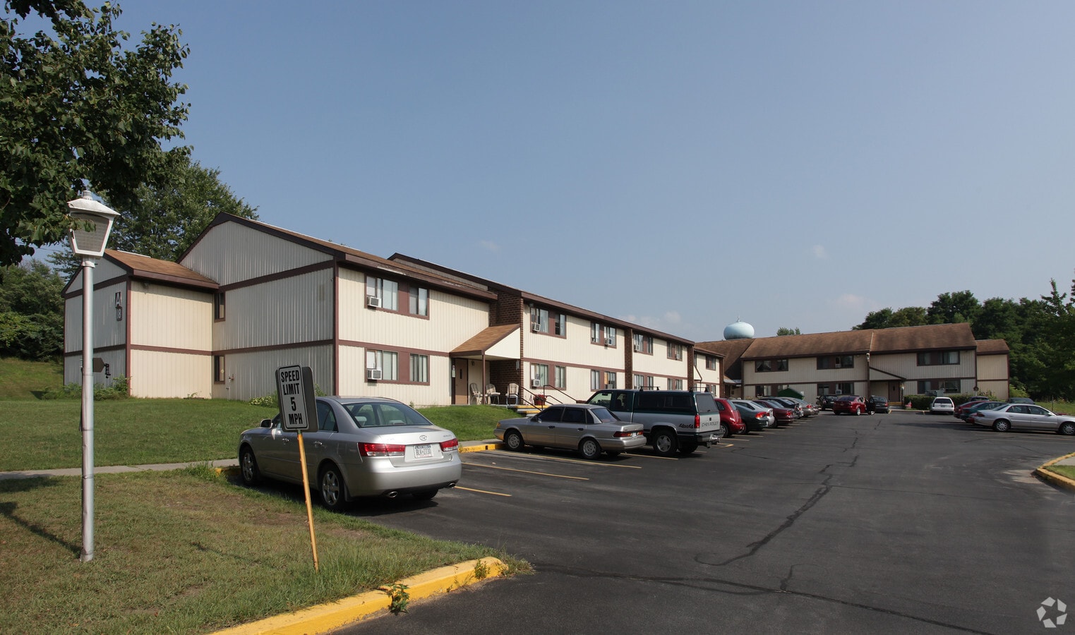 Midtown Apartments - Midtown Apartments