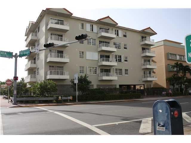Photo - 2600 Collins Ave Condo Unit 401